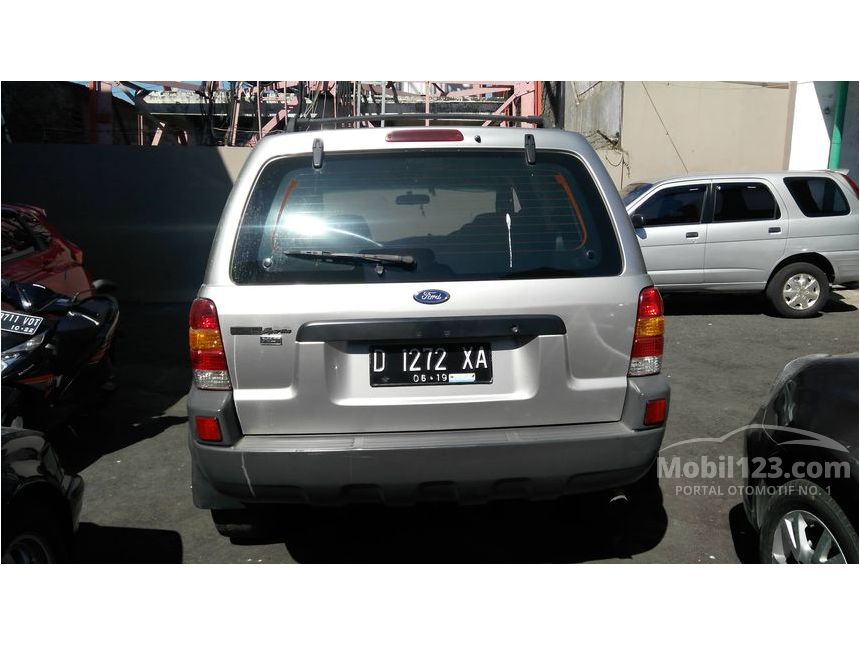 Jual Mobil  Ford  Escape  2003 XLT  4x2 3 0 di Jawa Barat 