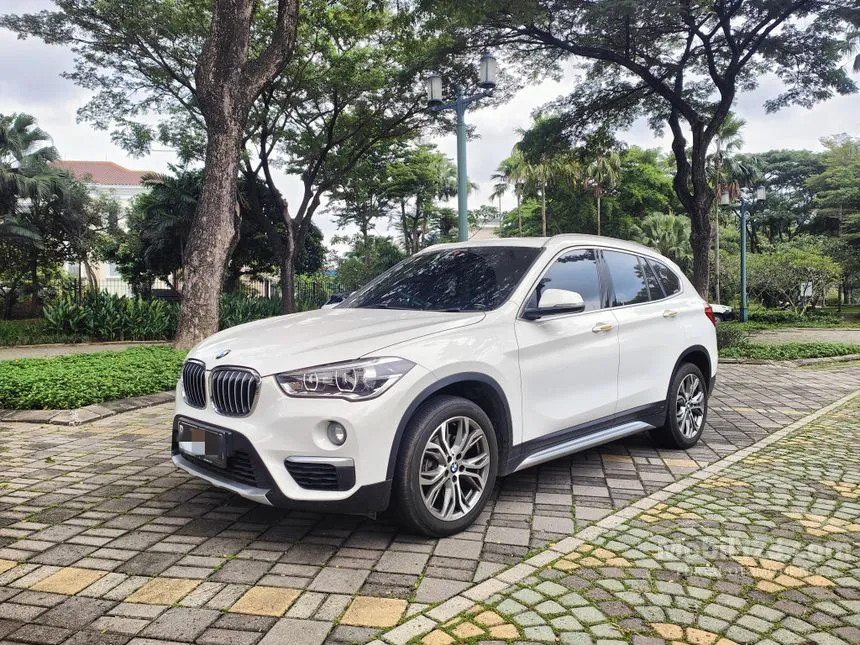 Jual Mobil BMW X1 2019 sDrive18i xLine 1.5 di Banten Automatic SUV Putih Rp 465.000.000