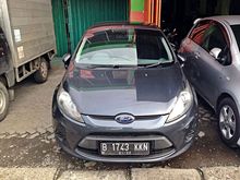 Ford Fiesta 1.4 Trend 2011 AT grey Elegant , TDP mumer , Good condition