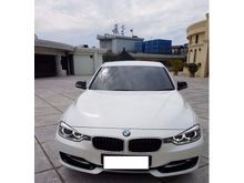 2014/2015 BMW 320i 2.0 Sport Sedan