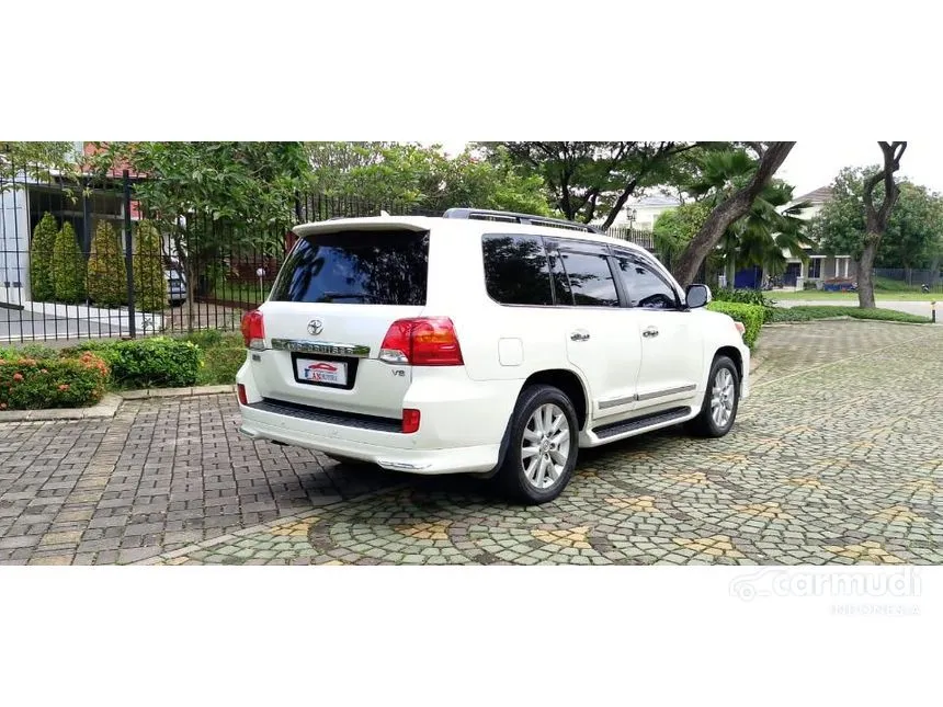 2012 Toyota Land Cruiser Sahara SUV