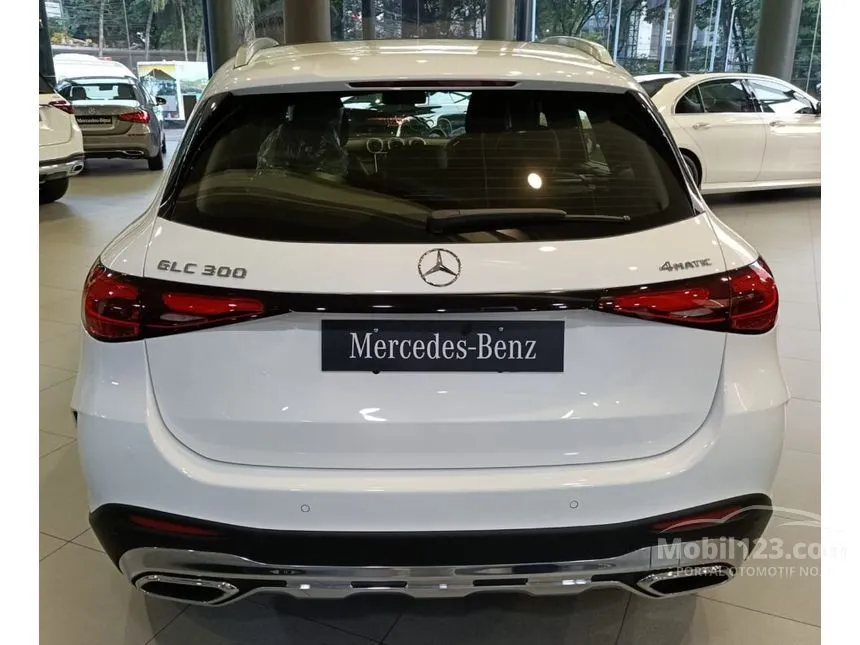 2024 Mercedes-Benz C300 AMG Line Sedan
