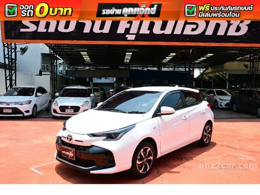 2023 Toyota YARIS Entry Hatchback