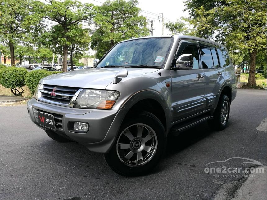 Mitsubishi pajero 2003 года