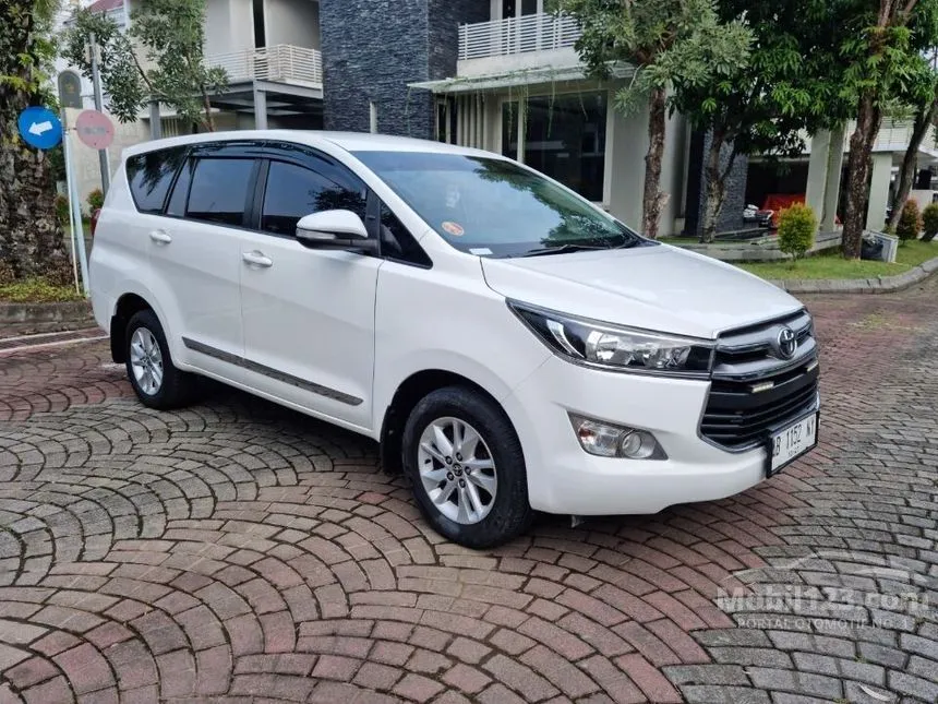 Jual Mobil Toyota Kijang Innova 2017 G 2.4 di Yogyakarta Automatic MPV Putih Rp 309.000.000