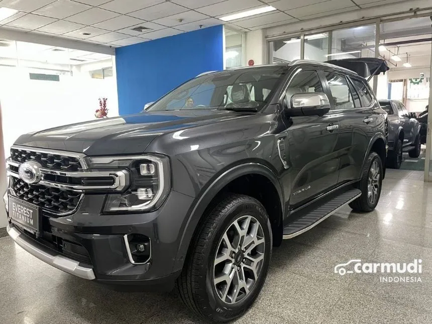 Jual Mobil Ford Everest 2024 Titanium 2.0 di Banten Automatic SUV Abu