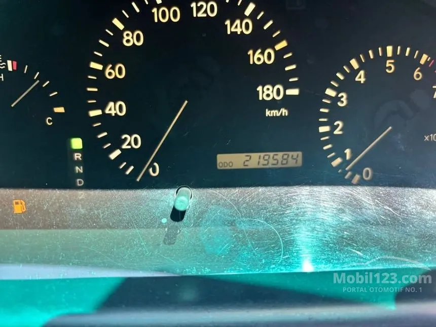 2001 Toyota Harrier SUV