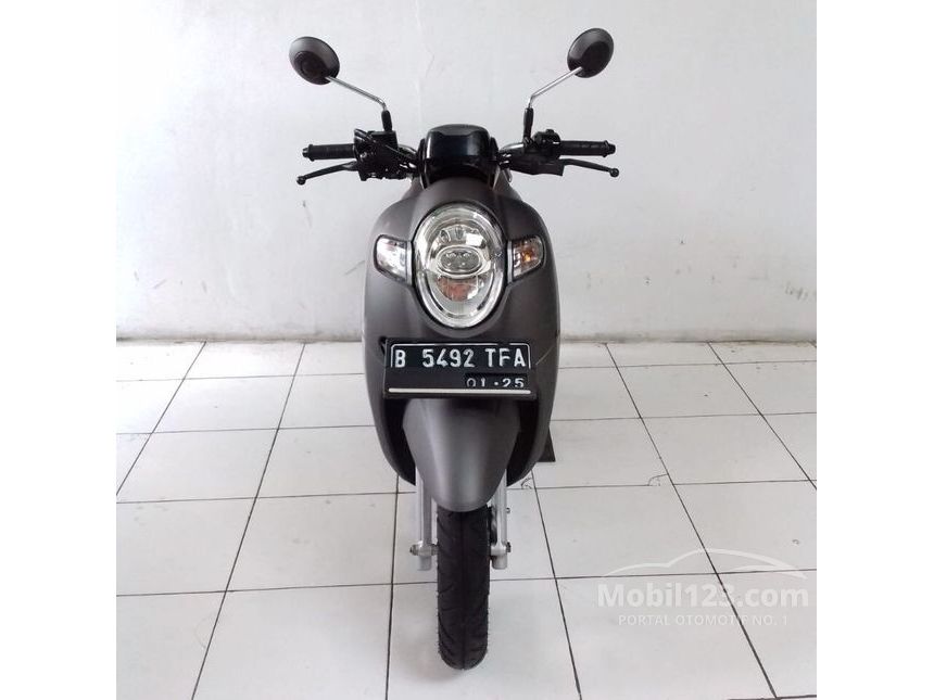 Jual Motor Honda Scoopy 19 110 0 1 Di Jawa Barat Automatic Others Abu Abu Rp 16 400 000 Mobil123 Com Jual Motor Honda Scoopy 19 110 0 1 Di Jawa Barat Automatic Others Abu Abu Rp 16 400 000 Mobil123 Com