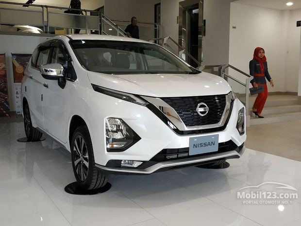 Livina - Nissan Murah - 83 mobil dijual di Indonesia Livina - Nissan Murah - 83 mobil dijual di Indonesia
