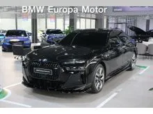 2024 BMW M760e 3.0 G70 (ปี 22-30) xDrive AWD Sedan
