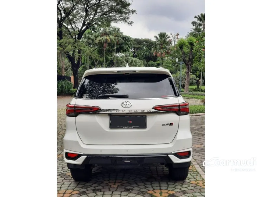 2022 Toyota Fortuner GR Sport 4X2 SUV