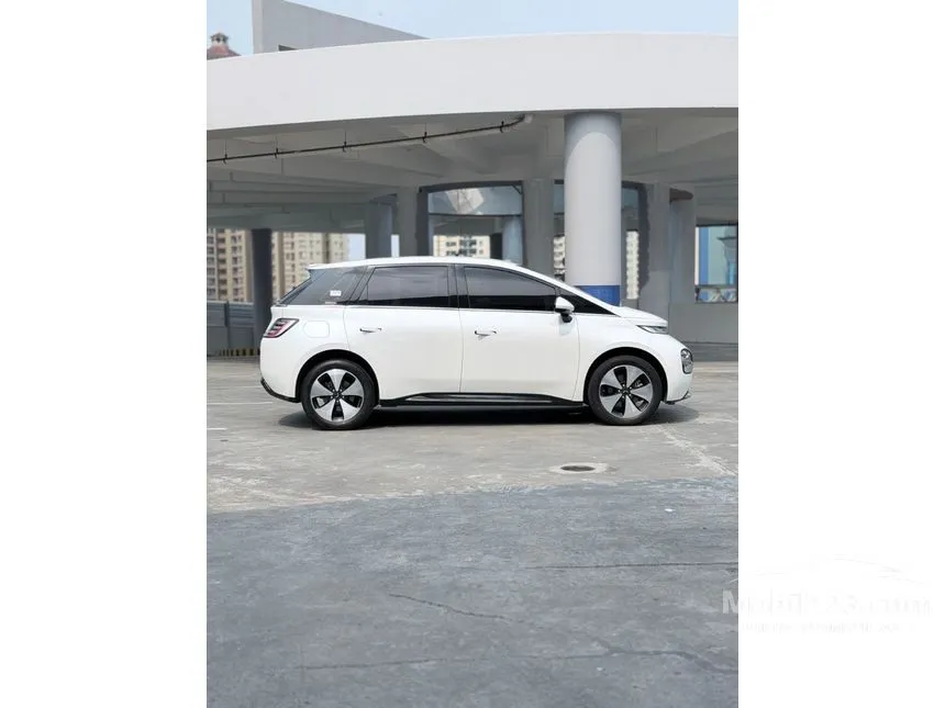 2024 Wuling Cloud EV 460KM Hatchback