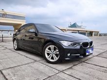 BMW 320i Sport 2.0 AT 2015 Hitam Pajak sd Sept 2021