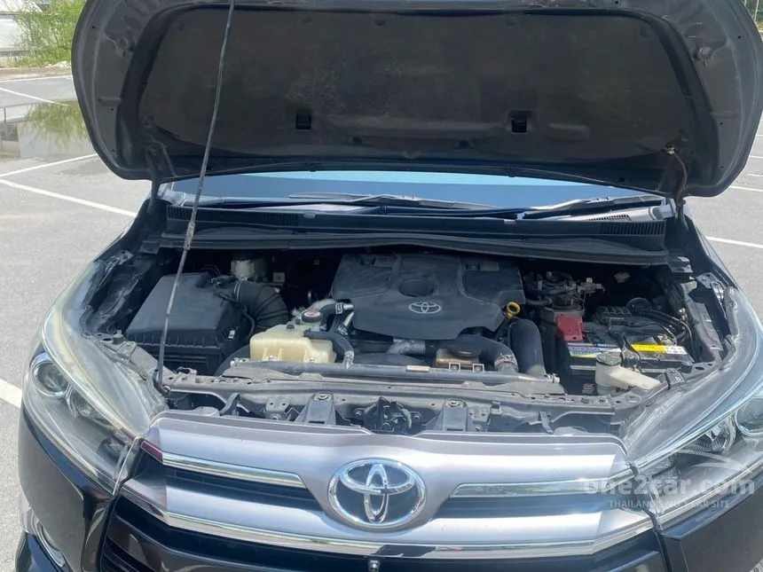 2017 Toyota INNOVA Crysta V Wagon