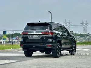 2022 Toyota Fortuner 2.4 VRZ GR SPORT 4X2 SUV