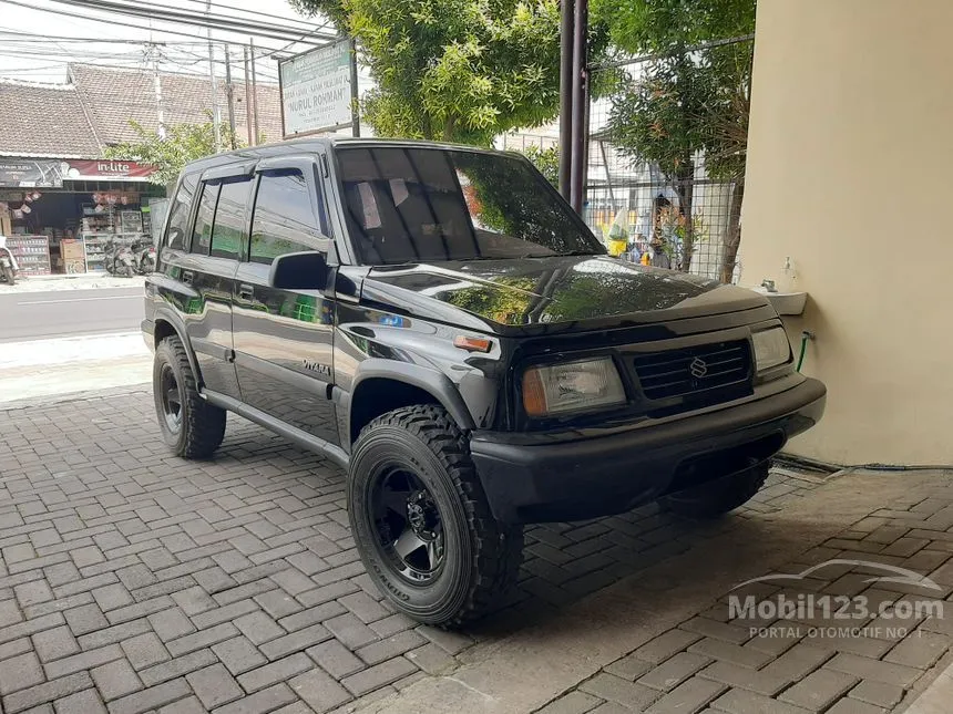 Jual Mobil Suzuki Vitara 1993 1.6 di Jawa Timur Manual SUV Hitam Rp 78.000.000