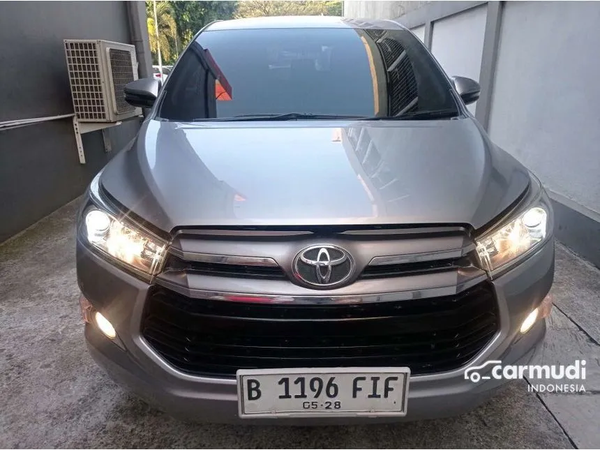 Jual Mobil Toyota Kijang Innova 2018 V 2.0 di Banten Automatic MPV Silver Rp 262.000.000