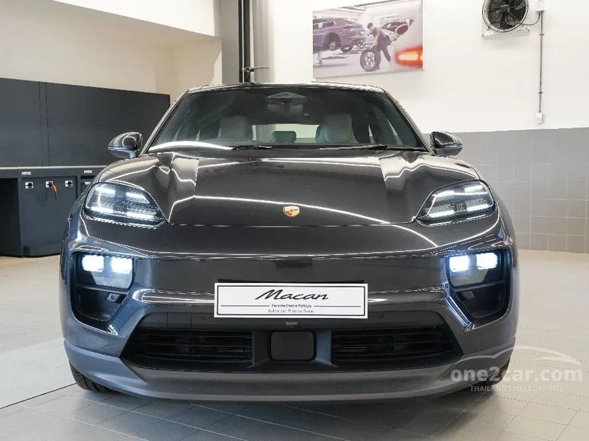 2025 Porsche MACAN Electric SUV