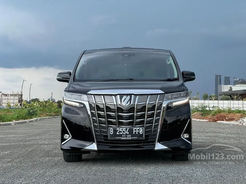 Jual Mobil Toyota Alphard 2020 G 2.5 di Banten Automatic MPV Hitam Rp 825.000.000