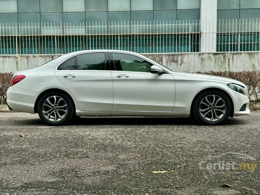 2017 Mercedes-Benz C180 Avantgarde Sedan