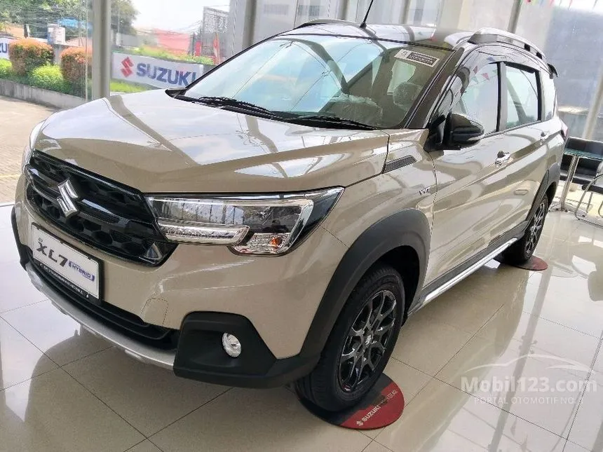 2026 Suzuki XL7 Alpha Hybrid (Two tone) SUV