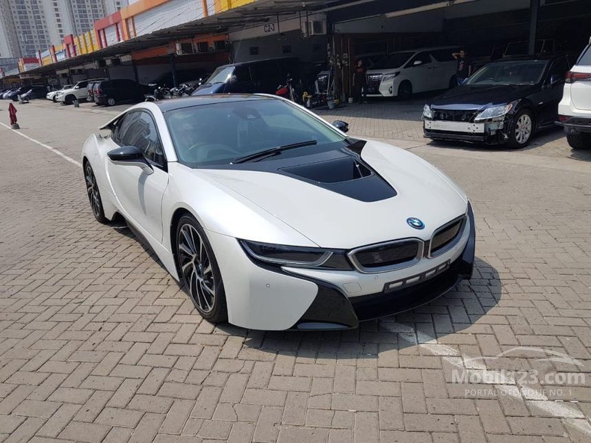 2016 BMW i8 Coupe