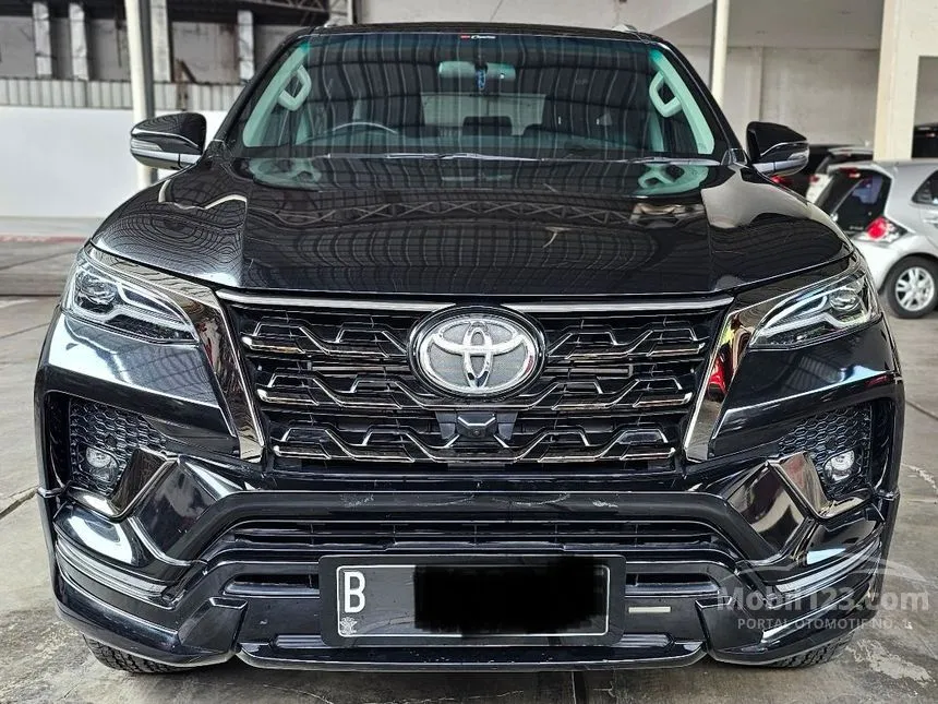 Jual Mobil Toyota Fortuner 2022 GR Sport 2.4 di DKI Jakarta Automatic SUV Hitam Rp 485.000.000