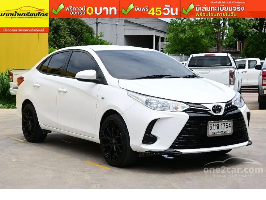 2020 Toyota Yaris Ativ Entry Sedan
