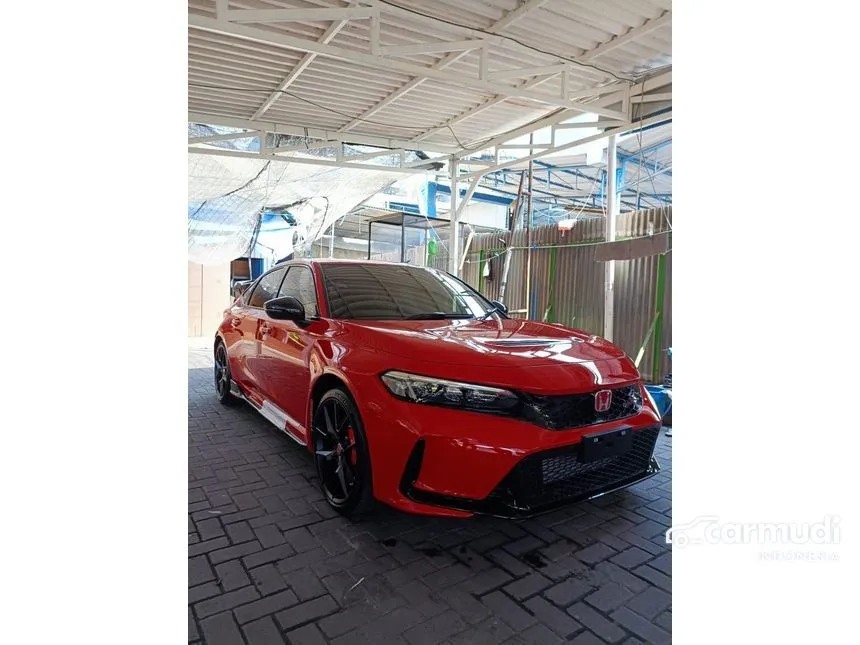 Jual Mobil Honda Civic 2023 Type R 2.0 di Jawa Timur Manual Hatchback Merah Rp 1.370.800.000