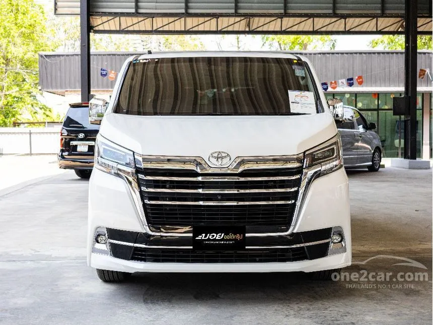 2020 Toyota Majesty Premium Van
