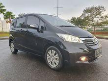Honda Freed 1.5 E 2013 Like New not 2014/2015