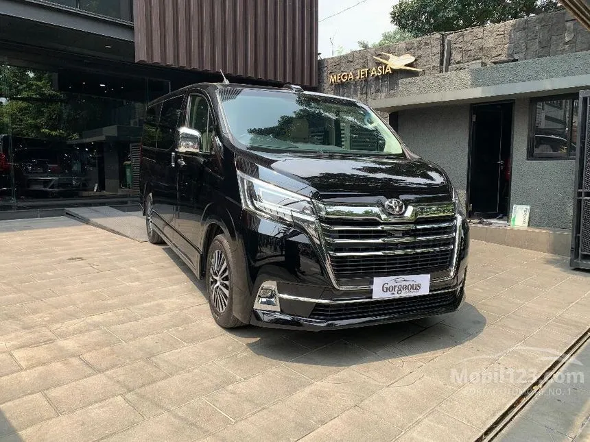 Jual Mobil Toyota GranAce 2024 Premium 2.8 di DKI Jakarta Automatic Van Wagon Hitam Rp 1.800.000.000