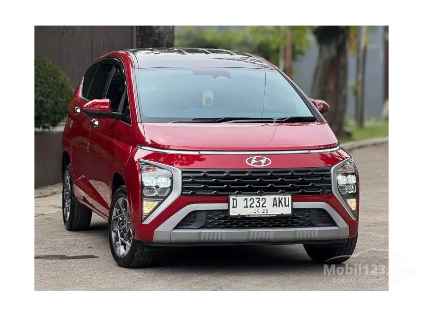 Jual Mobil Hyundai Stargazer 2023 Prime 1.5 di Jawa Barat Automatic MPV Merah Rp 249.000.000