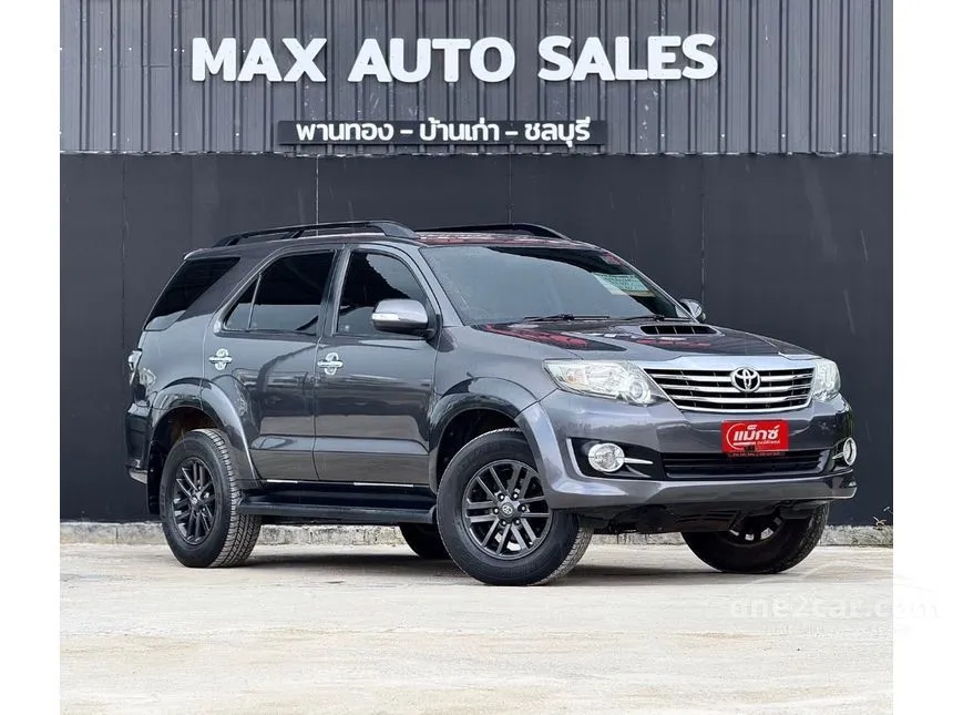 2015 Toyota FORTUNER V SUV
