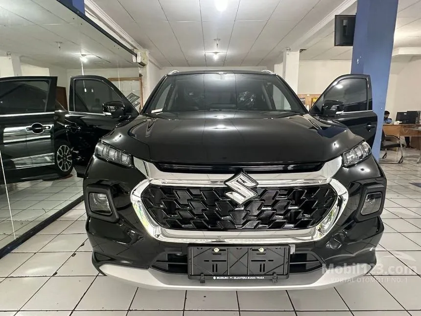 Jual Mobil Suzuki Grand Vitara 2024 GX (Two Tone) 1.5 di Jawa Barat Automatic SUV Hitam Rp 325.000.000