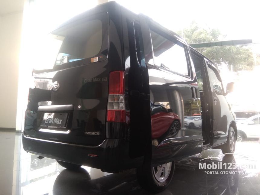 Jual Mobil Daihatsu Gran Max 2020 AC 1.3 di Jawa Barat Manual Van Hitam