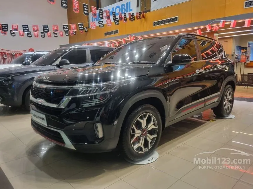 Jual Mobil KIA Seltos 2023 GT Line 1.4 di Jawa Barat Automatic Wagon Hitam Rp 376.500.000