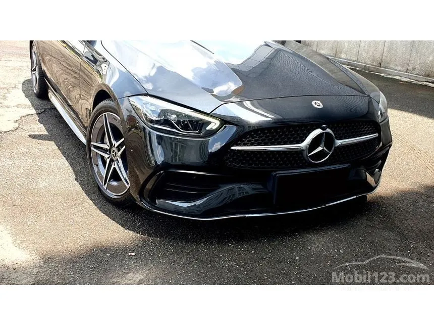 2023 Mercedes-Benz C300 AMG Line Sedan