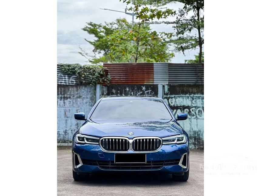 2021 BMW 530i Opulence Sedan