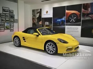 2026 Porsche 718 2.0 Boxster Convertible
