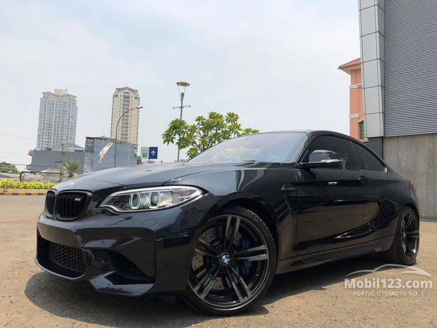 M2 - BMW Murah - 10 mobil dijual di Indonesia - Mobil123