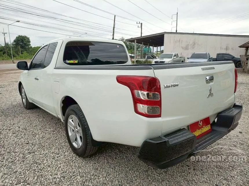 2018 Mitsubishi TRITON GLX Mega Cab Pickup