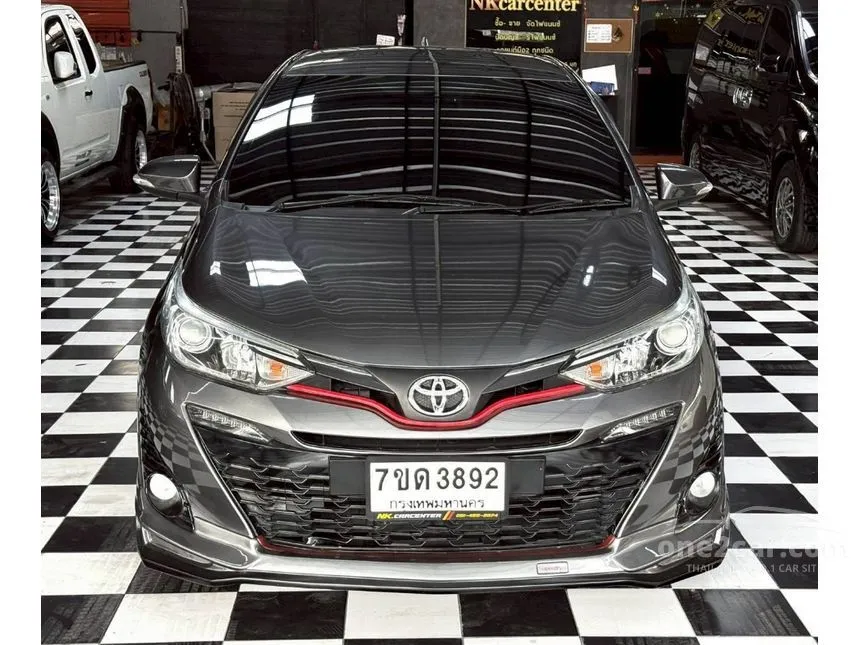 2018 Toyota YARIS G Hatchback