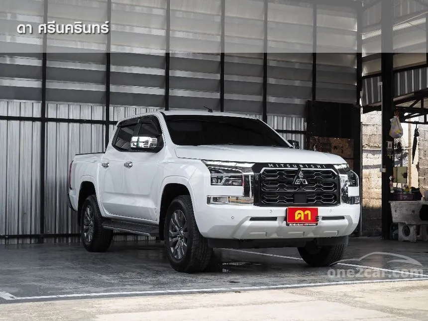 2024 Mitsubishi TRITON Plus Ultra Double Cab Pickup