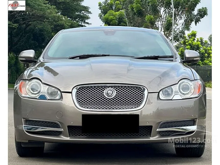 2010 Jaguar XF V6 Sedan
