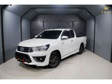 2016 Toyota Hilux Revo 2.4 SMARTCAB TRD Sportivo Pickup