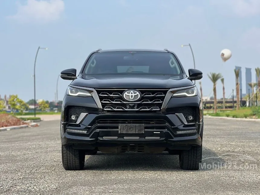 Jual Mobil Toyota Fortuner 2022 VRZ 2.8 di Banten Automatic SUV Hitam Rp 447.000.000