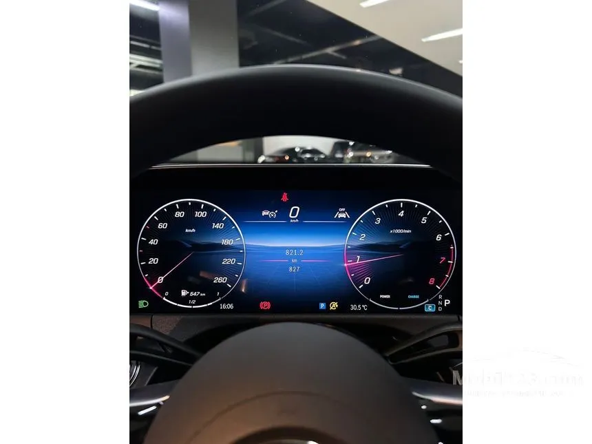 2025 Mercedes-Benz E300 AMG Line Sedan