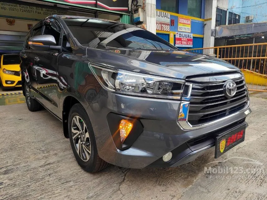 Jual Mobil Toyota Kijang Innova 2022 G 2.4 di DKI Jakarta Automatic MPV Abu