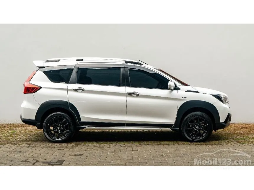 2024 Suzuki XL7 Beta Hybrid SUV